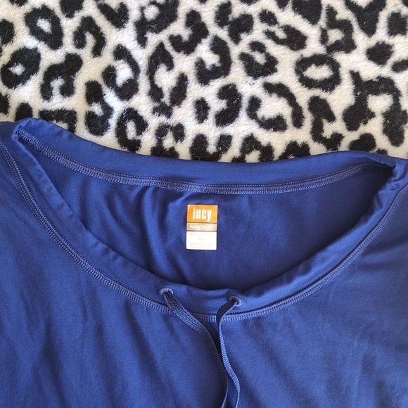 Lucy Tech Active Wear Circuit Trainer Pull Over Size Medium - Picture 2 of 14